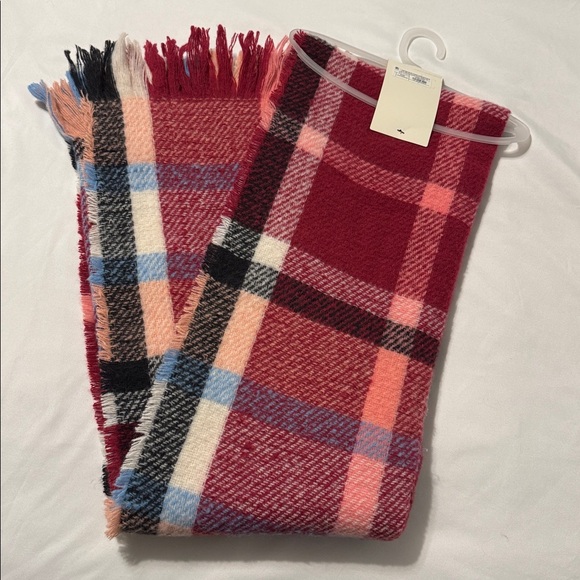 A New Day Women’s Pink Magenta Plaid Brushed Blanket Wraps Scarf NWT - Picture 5 of 5